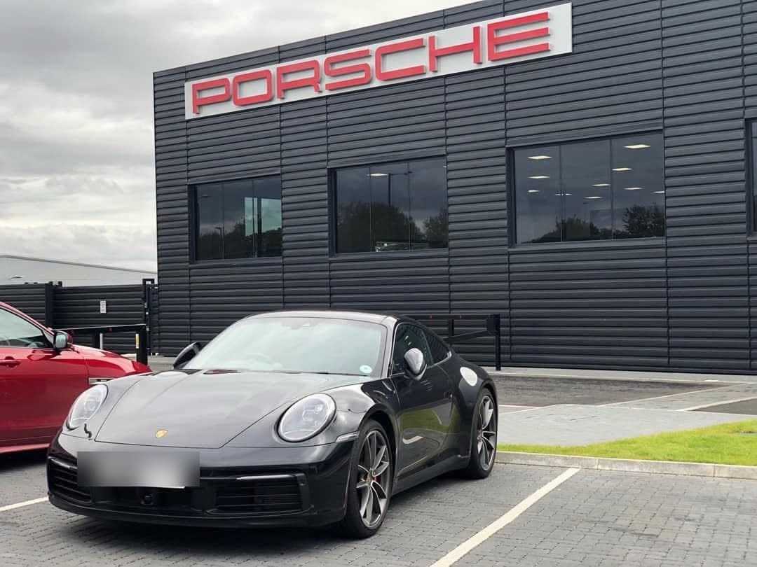 Porsche 992